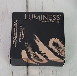 Luminess Alluring Lip & Eye Compact Eye Shadow/Lip Stick  NIP New Sealed Make Up